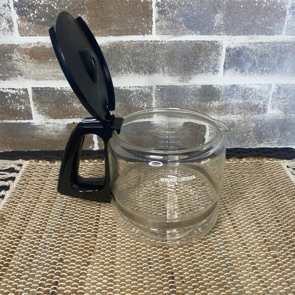 Black & Decker 12 Cup Replacement Glass Coffee Carafe Decanter Pot for Auto Drip - Picture 3 of 6